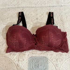 Bebe Intimates‎ gentle lift lace bra, size 36D, NWOT